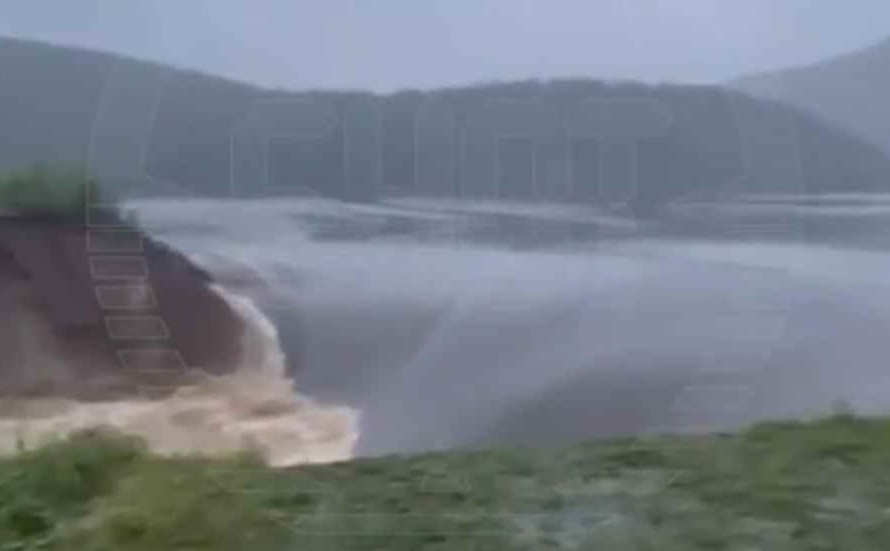 Nga khẩn trương sơ tán thành phố Miass do vỡ đập